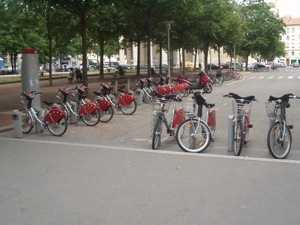 JCDeux’s Velo bike hiring scheme in Lyon, France